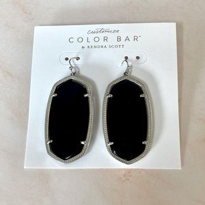 Kendra Scott Danielle Earrings in Black